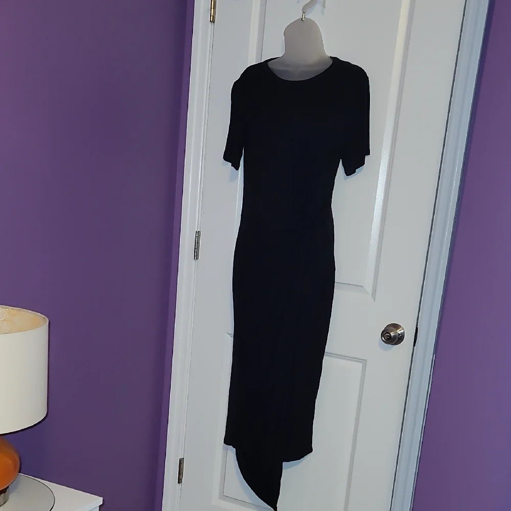 Elegant Black Midi Side Knot  Dress Sz: L